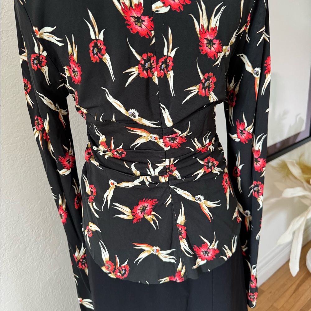 Isabel Marant Black Blouse with Red and Cream Floral Design - Picture 6 of 10